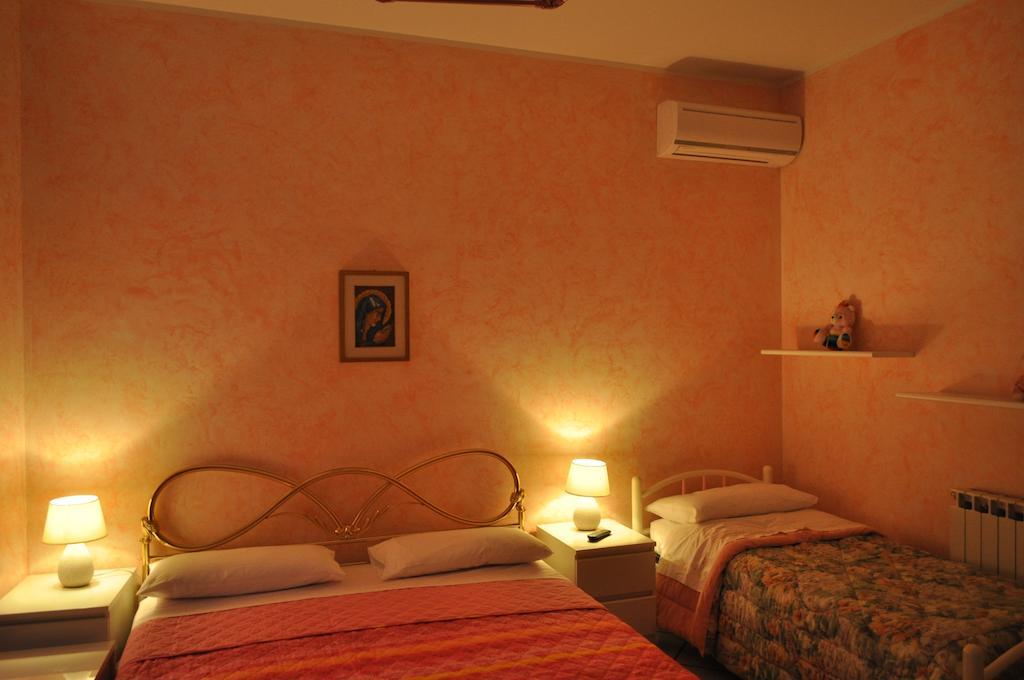 B&B Villa Dagala Santa Venerina Pokoj fotografie